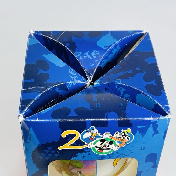 Walt Disney World 2000 Millennium Glass Ball Ornament Donald Goofy Mickey in Box - Picture 8 of 8